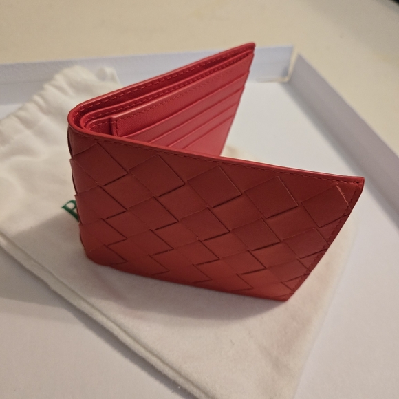 Bottega Red Woven Wallet - Picture 2 of 4